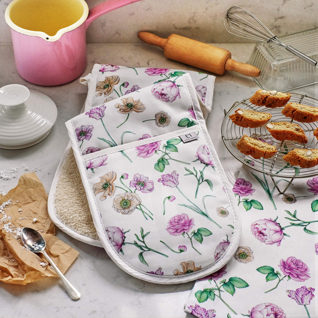 pink floral oven glove