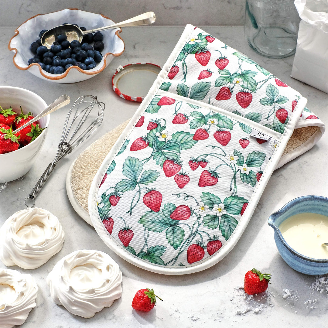 strawberry double oven glove